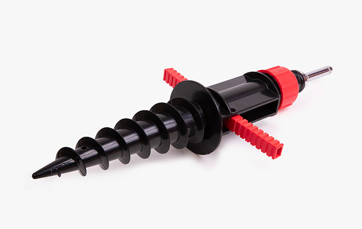 Ground plug with rotator