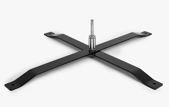 Cross base with rotator